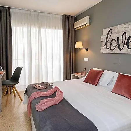 Bulevard Hotell 2*