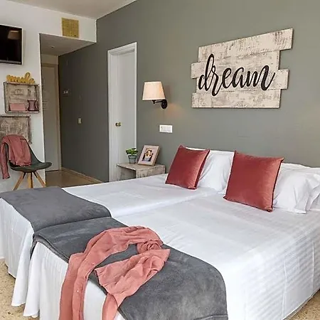 Bulevard Hotell 2*